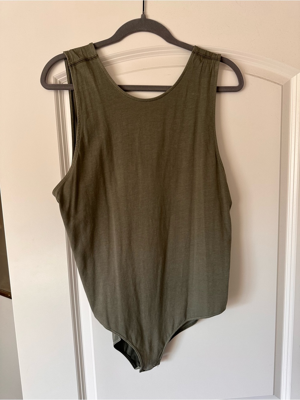 American Eagle Women’s Olive Green Sleeveless Bodysuit XXL